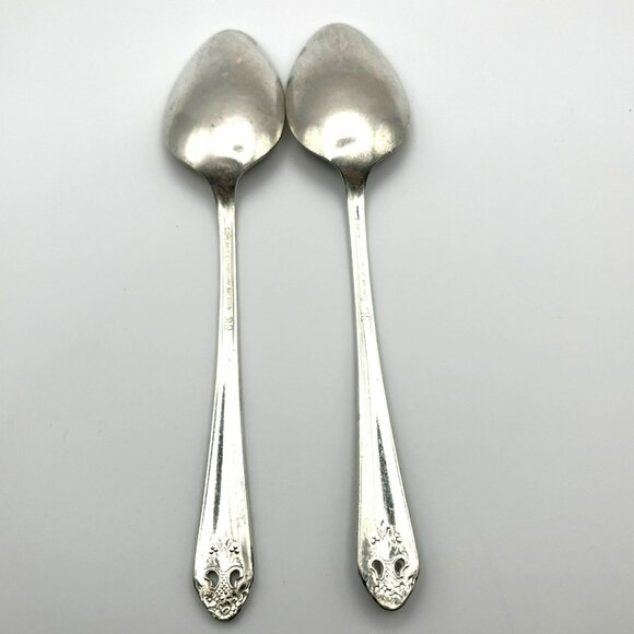 Holmes‎ & Edwards LOVELY LADY Soup Spoons Silverplate Lot of 2 IS Vintage - Picture 4 of 9